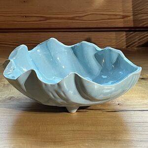 VTG 60s-70s Seashell Wave Footed Pottery Dish USA # 52 Trinket Candy Dish Bowl